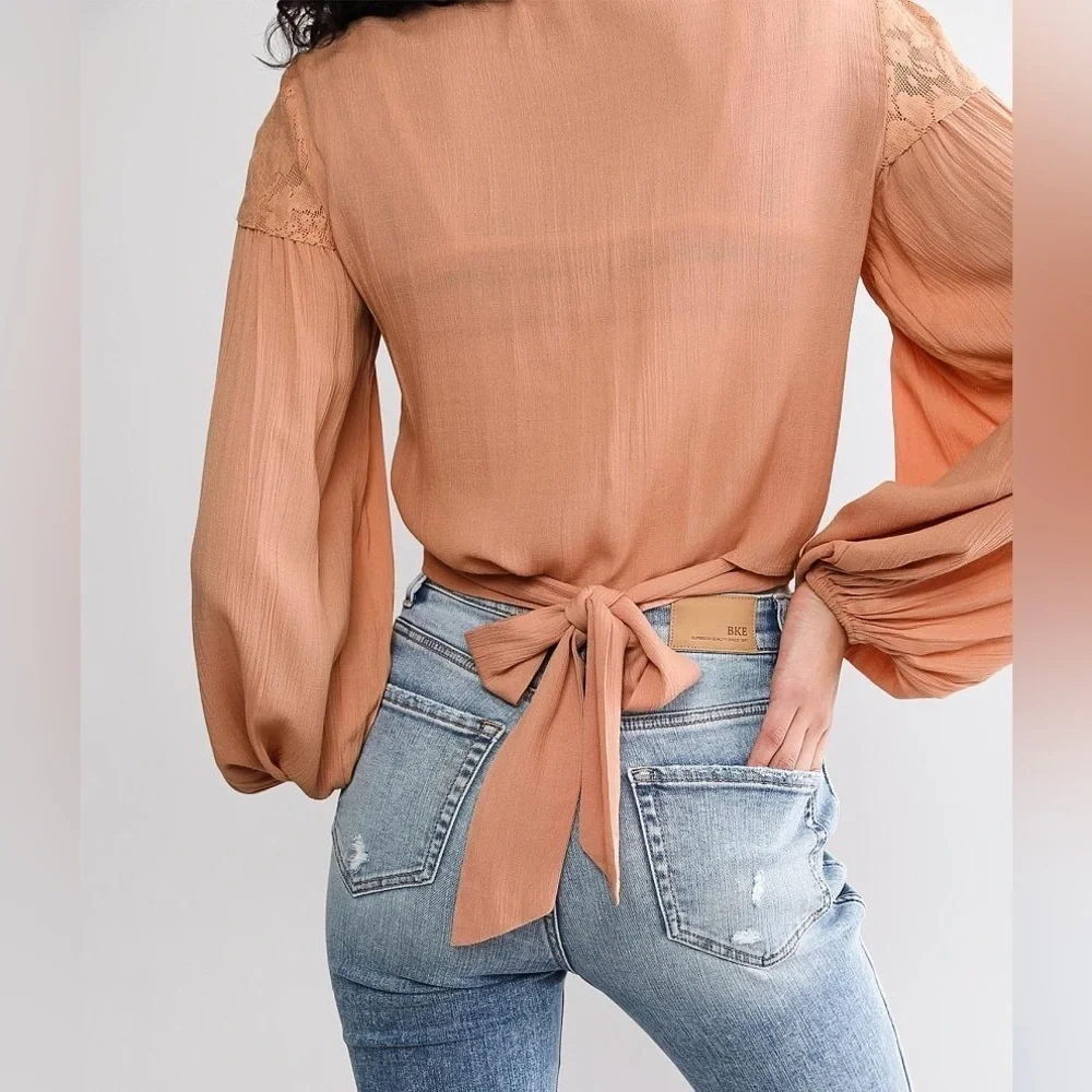 Gimmick Buckle Boho Crinkle Wrap Tie Too with Lace Detail